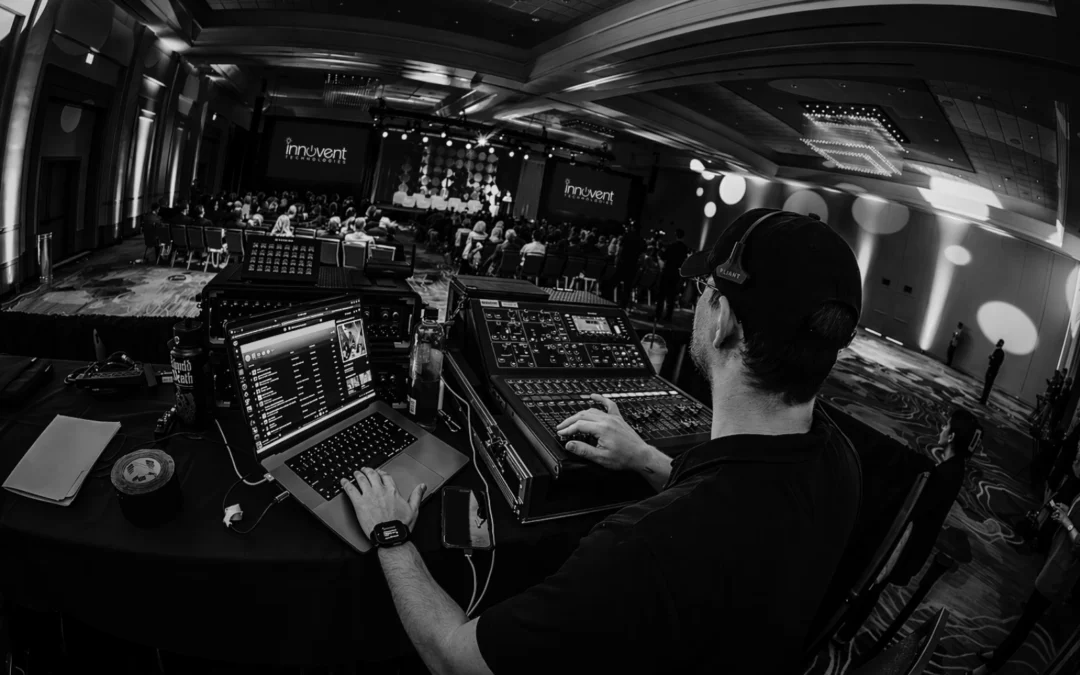 How AV Production Works for Conferences: In-House vs Production Teams