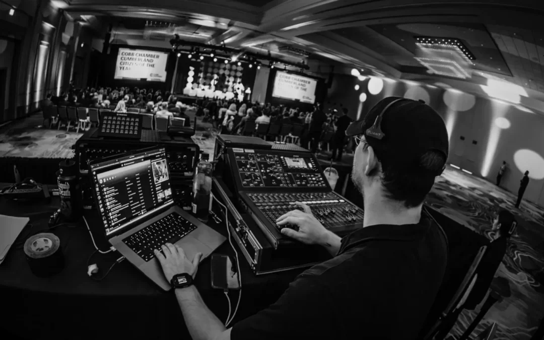 How AV Production Works for Conferences: In-House vs Production Teams