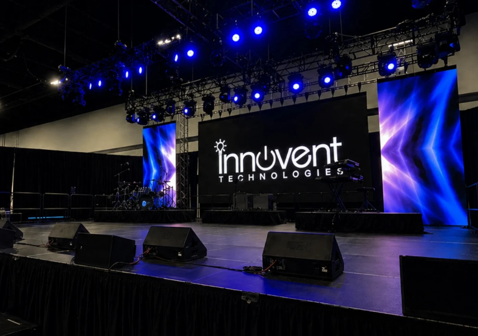 LED stage design and concert-style lighting production by Innovent Technologies at the Georgia International Convention Center